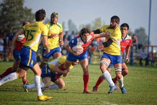 Chile se impone en su debut ante Brasil